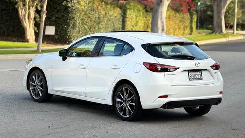2018 Mazda Mazda3 Touring