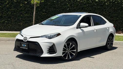White 2018 Toyota Corolla SE