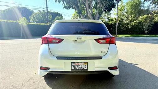 2016 Scion iM 5dr HB Man (Natl)