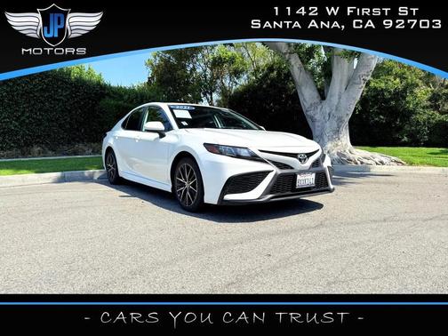 2021 Toyota Camry SE