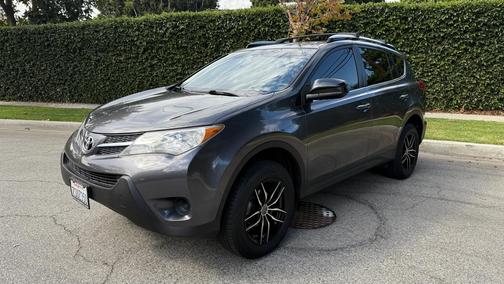 2015 Toyota RAV4 LE