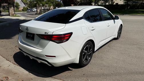 2024 Nissan Sentra SV