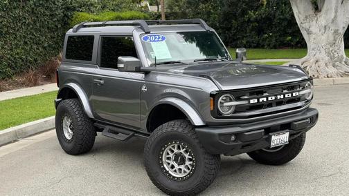 Charcoal 2022 Ford Bronco Outer Banks