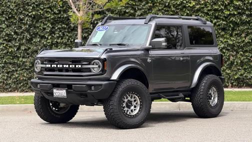 Charcoal 2022 Ford Bronco Outer Banks