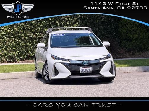 Pearl White 2021 Toyota Prius Prime XLE
