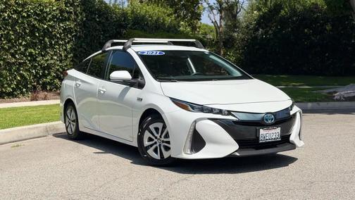 Pearl White 2021 Toyota Prius Prime XLE