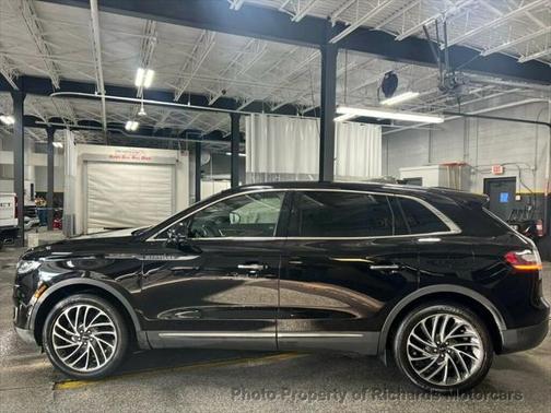 2020 Lincoln Nautilus Reserve
