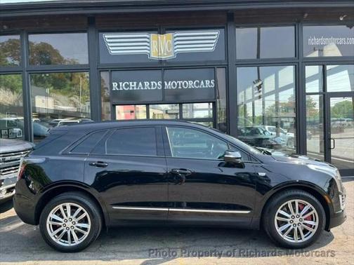 2023 Cadillac XT5 Sport