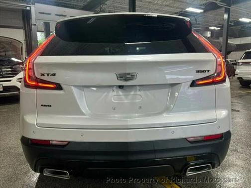 2023 Cadillac XT4 Sport