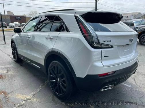 2023 Cadillac XT4 Sport