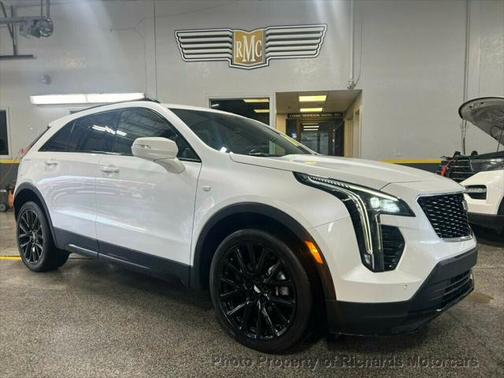 2023 Cadillac XT4 Sport