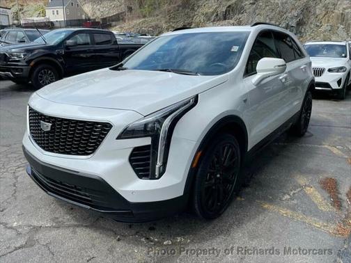 2023 Cadillac XT4 Sport