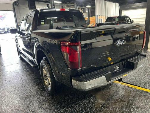 Agate Black Metallic 2025 Ford F-150 XLT
