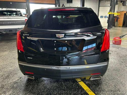Stellar Black Metallic 2017 Cadillac XT5 Premium Luxury