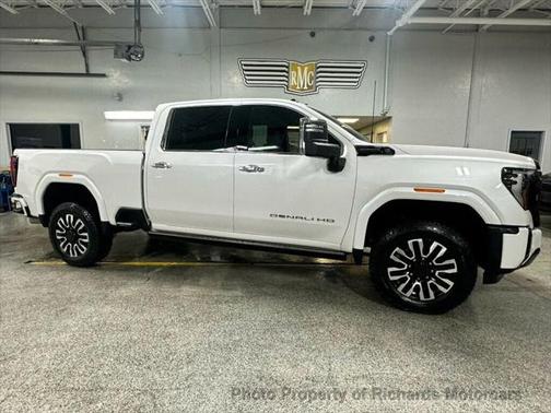 2025 GMC Sierra 2500 Denali Ultimate