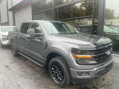 Avalanche 2025 Ford F-150 XLT