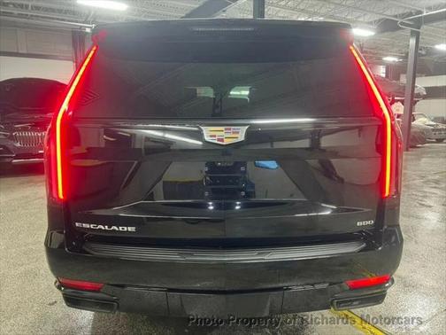 2023 Cadillac Escalade Premium Luxury Platinum
