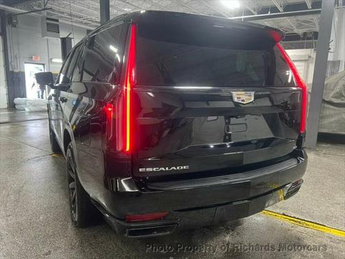 2023 Cadillac Escalade Premium Luxury Platinum