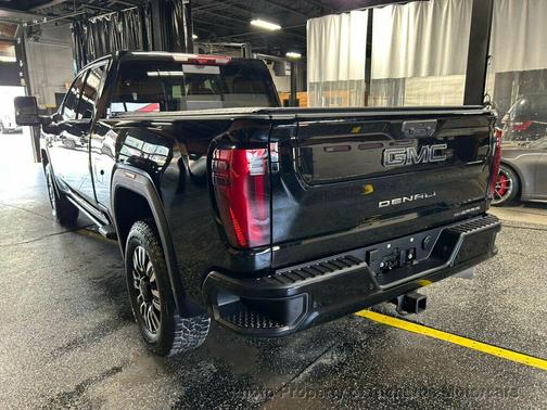 Onyx Black 2025 GMC Sierra 2500 Denali Ultimate