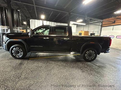 Onyx Black 2025 GMC Sierra 2500 Denali Ultimate