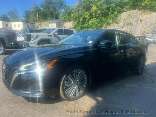 2023 Nissan Altima 2.5 SL