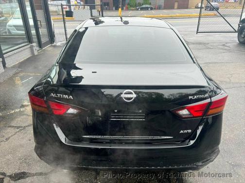 2023 Nissan Altima Platinum