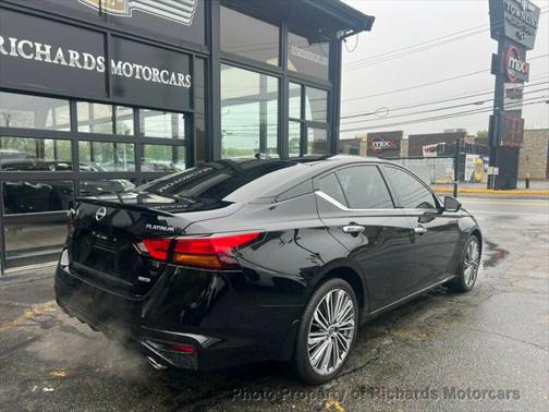 2023 Nissan Altima Platinum