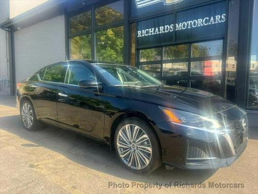 2023 Nissan Altima 2.5 SL