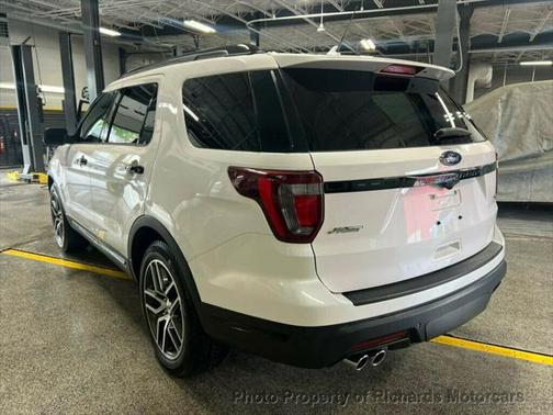 2019 Ford Explorer Sport