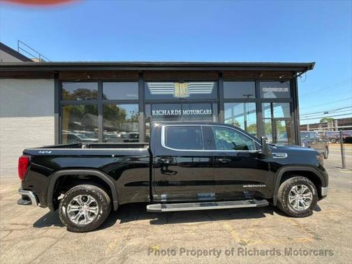 2023 GMC Sierra 1500 SLE