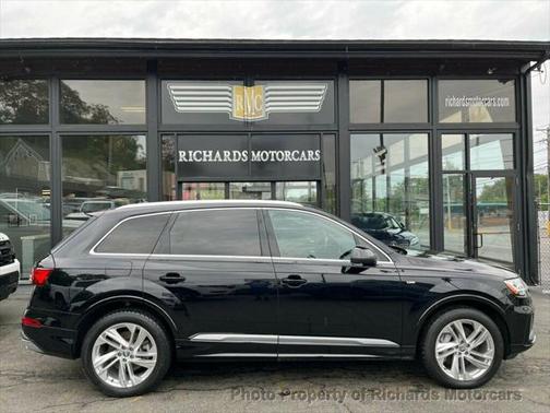 2021 Audi Q7 55 Komfort