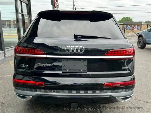 2021 Audi Q7 55 Komfort