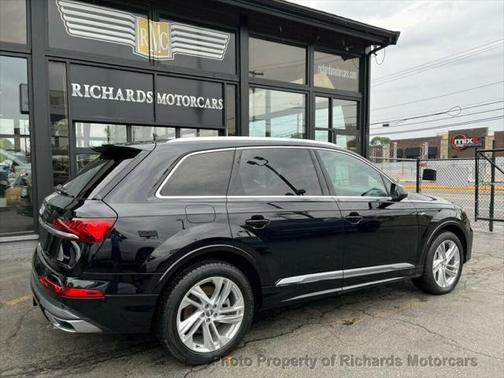 2021 Audi Q7 55 Komfort