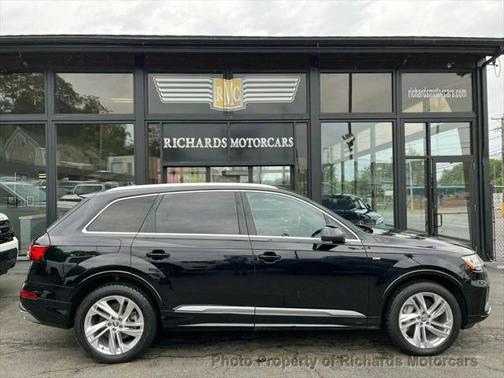 2021 Audi Q7 55 Komfort