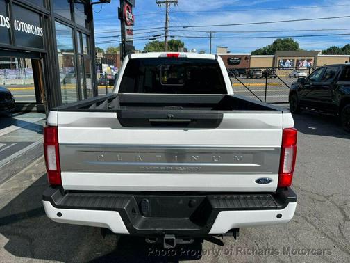 2022 Ford F-250 Platinum