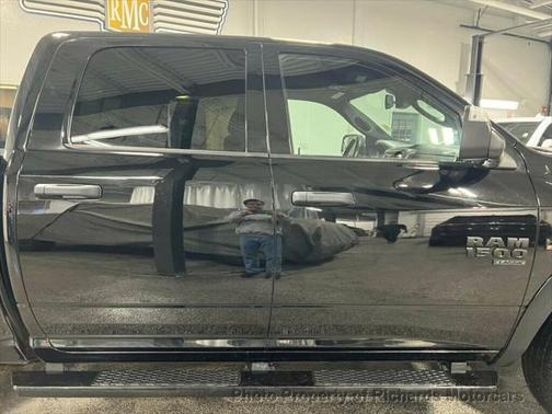 2021 RAM 1500 Classic SLT