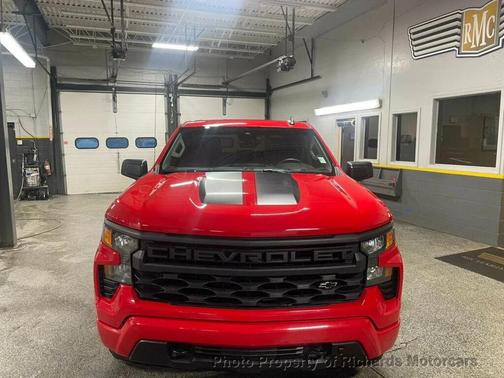 2023 Chevrolet Silverado 1500 Custom