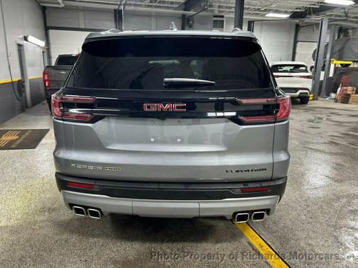 2025 GMC Acadia Elevation AWD