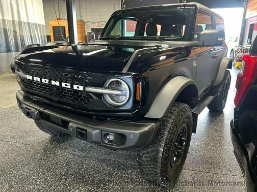 Shadow Black 2023 Ford Bronco Wildtrak