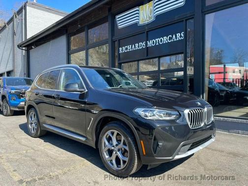 Black Sapphire Metallic 2023 BMW X3 xDrive30i