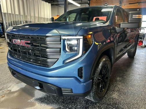 Dynamic Blue Metallic 2024 GMC Sierra 1500 Pro