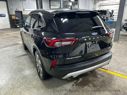 2025 Ford Escape Platinum