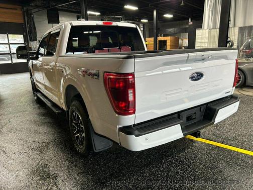 Oxford White 2021 Ford F-150 XLT