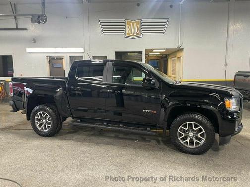 2022 GMC Canyon AT4