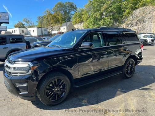 2024 Ford Expedition XLT