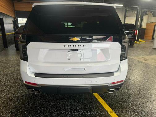 Polar White Tricoat 2026 Chevrolet Tahoe High Country