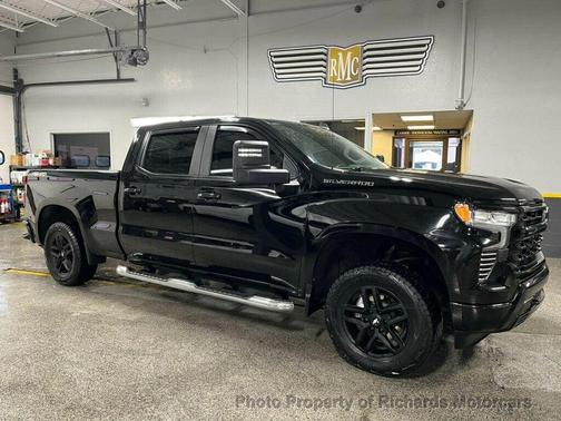 2022 Chevrolet Silverado 1500 RST