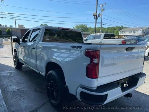 2022 Chevrolet Silverado 1500 Custom