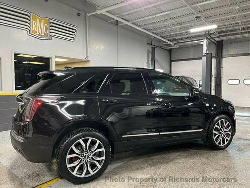 2023 Cadillac XT5 Sport