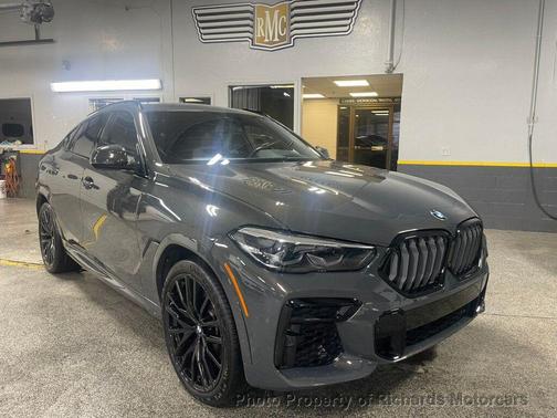 2023 BMW X6 xDrive40i